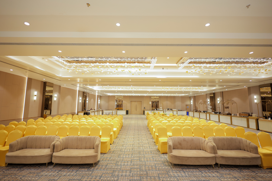 Hotel Dwarkamai (A Pure Vegetarian Hotel),Ganeshpeth Colony,3 star