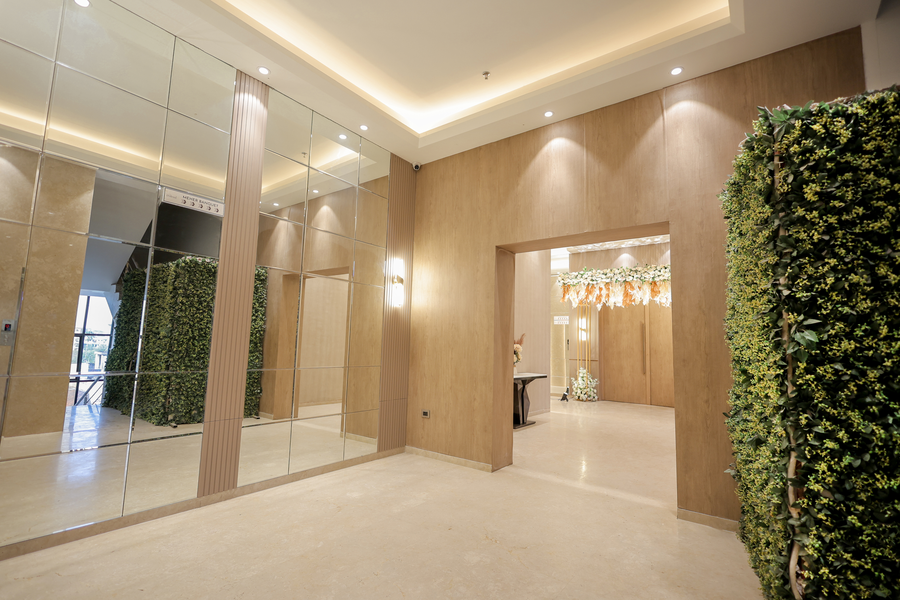 Hotel Dwarkamai (A Pure Vegetarian Hotel),Ganeshpeth Colony,3 star