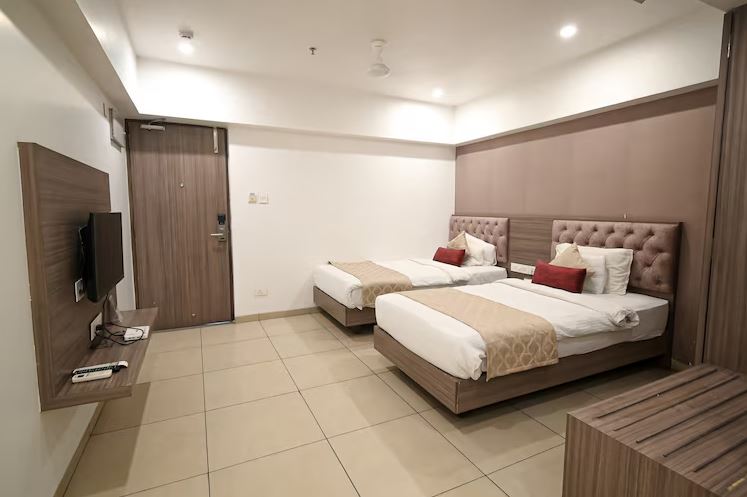 hotel dwarkamai a pure vegetarian hotel