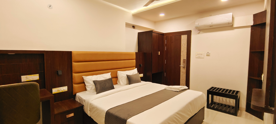 hotel meritel grande vijay nagar indore