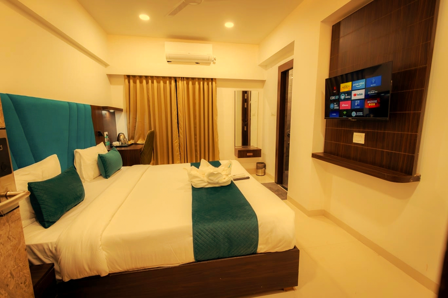 hotel meritel grande vijay nagar indore