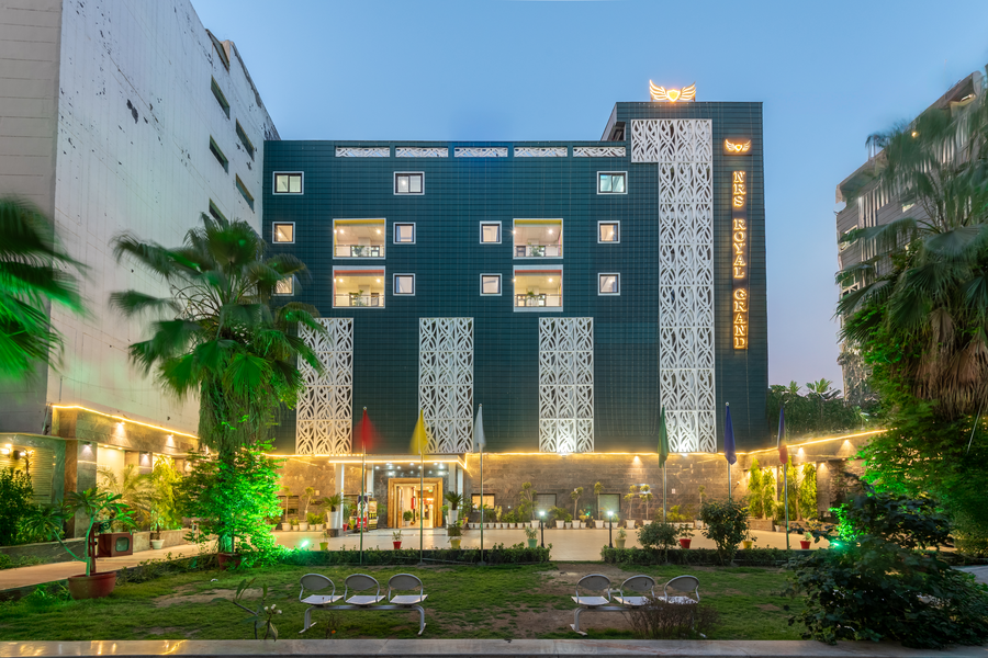 Chhavi Hotels,Sector 104, Noida,3 star