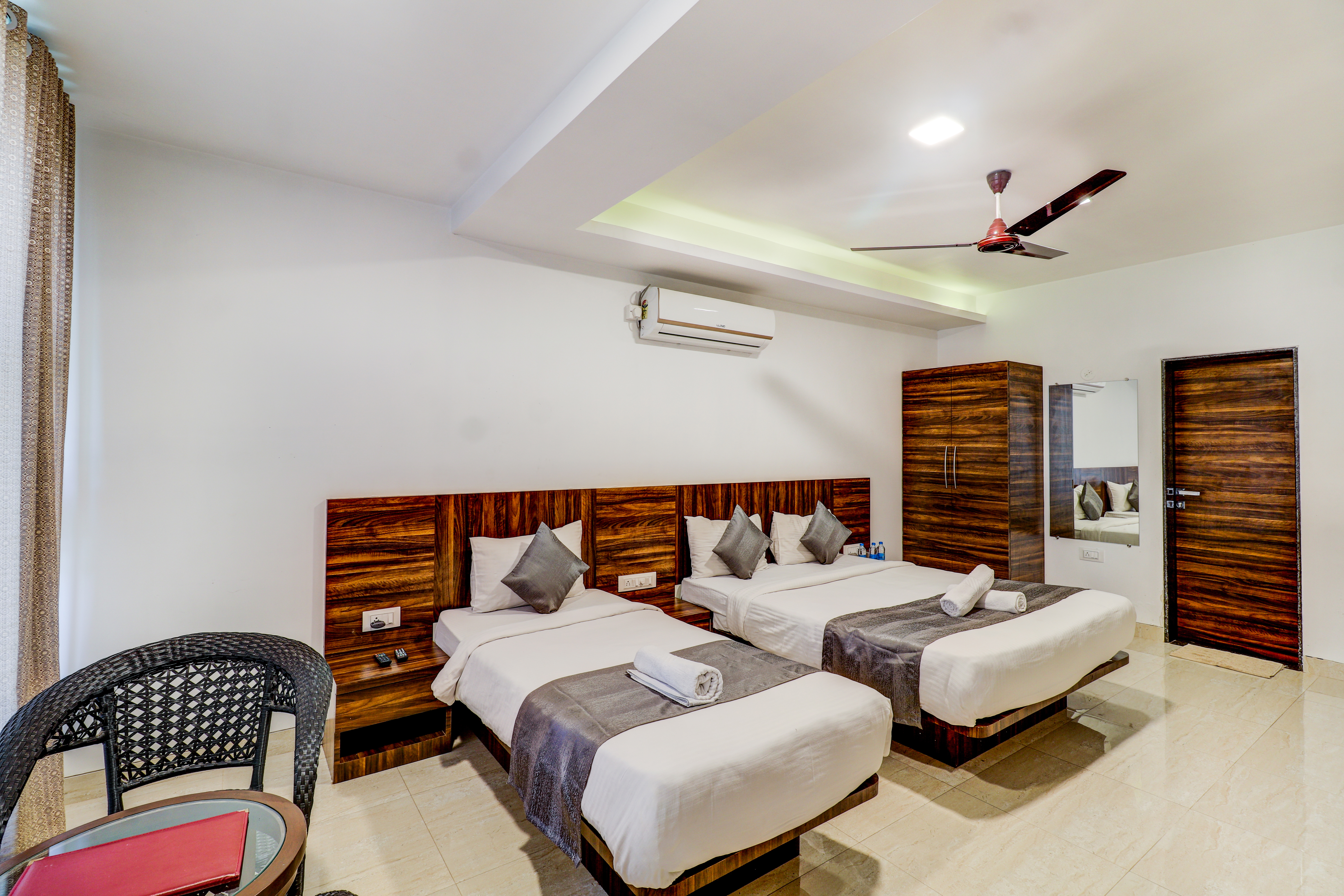 hotel royal orbit