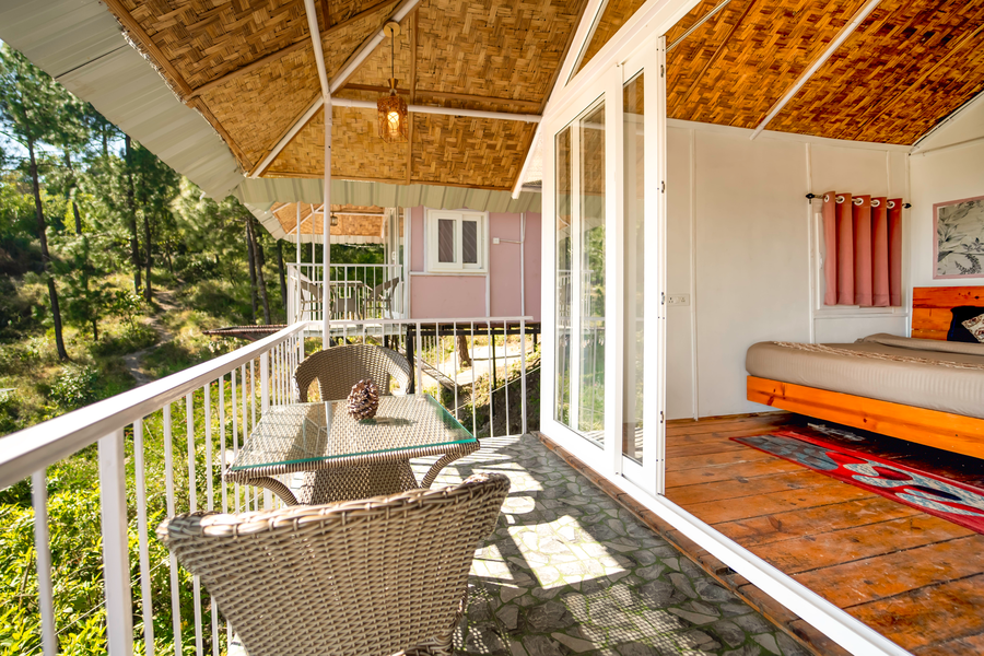 paradise pool resort