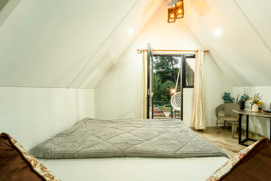 paradise pool resort