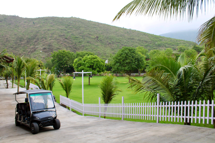 The Divine Hills Resort,Kodiyat,4 star