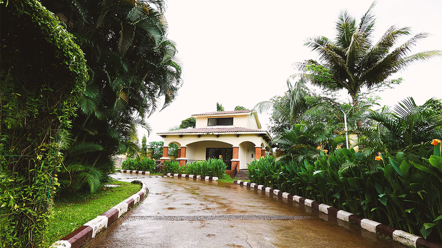 discover resorts karjat