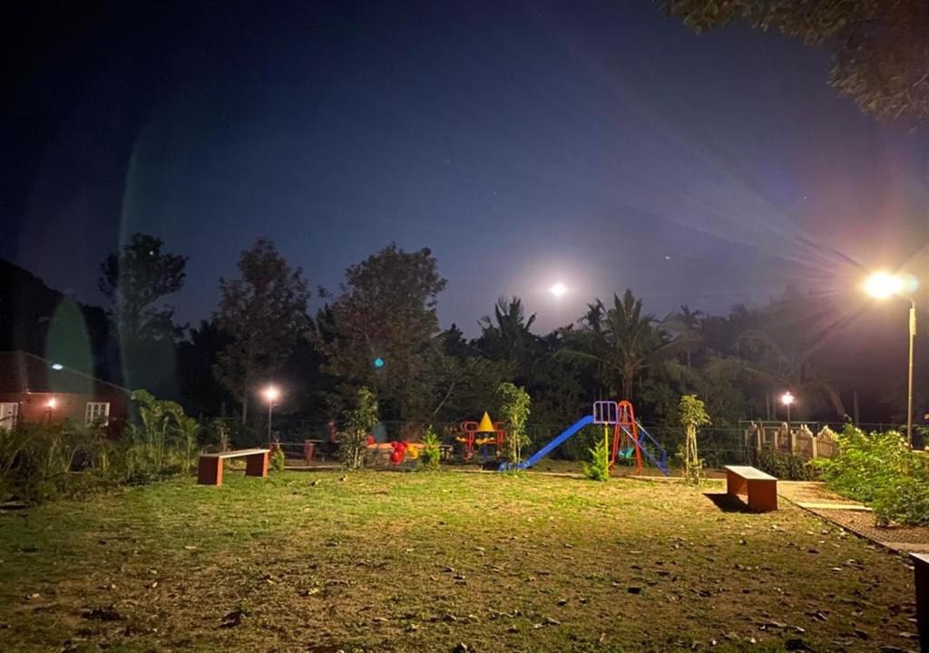 Clover Holiday Village,Shanivarasanthe,3 star