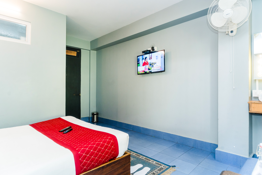 sparrow juniper tree near mg marg