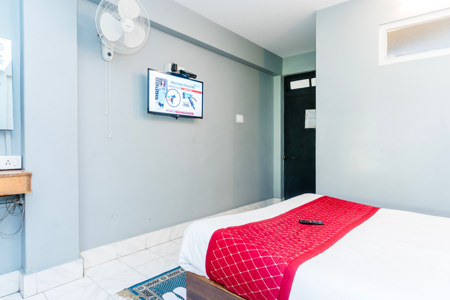 sparrow juniper tree near mg marg