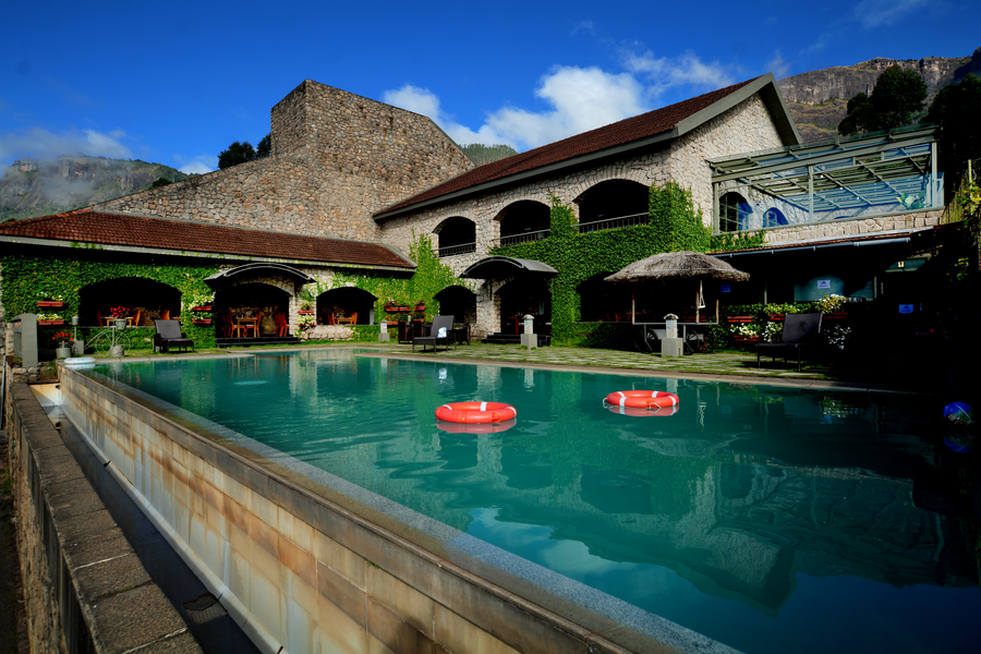 mountain club resort munnar