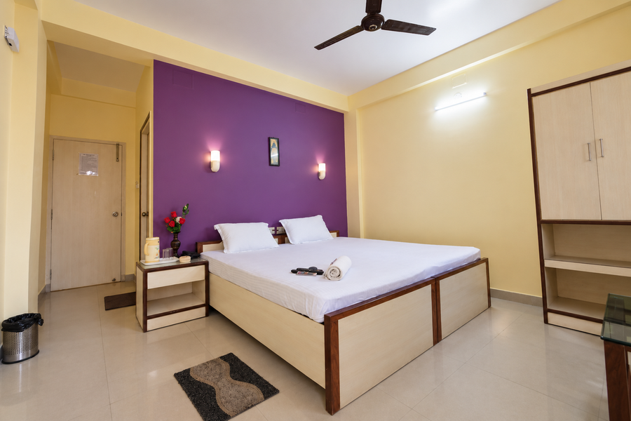 hotel mira international