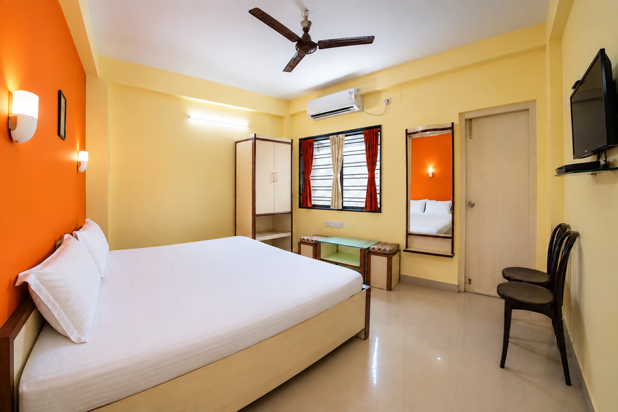hotel mira international