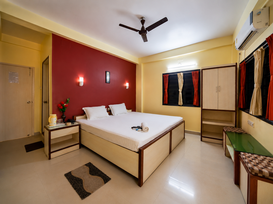 hotel mira international