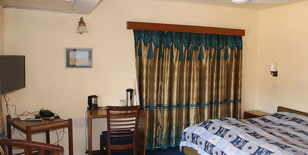 nishaad resort