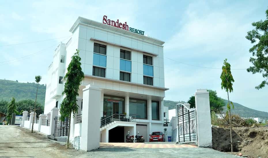Sandesh Resort