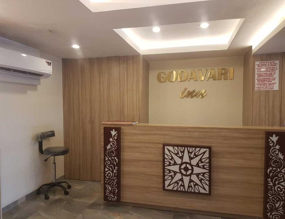 hotel godavari inn at dahisar