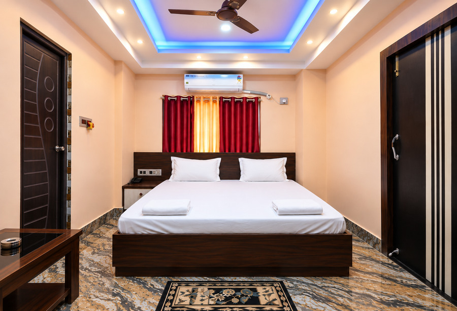 hotel tulusi inn