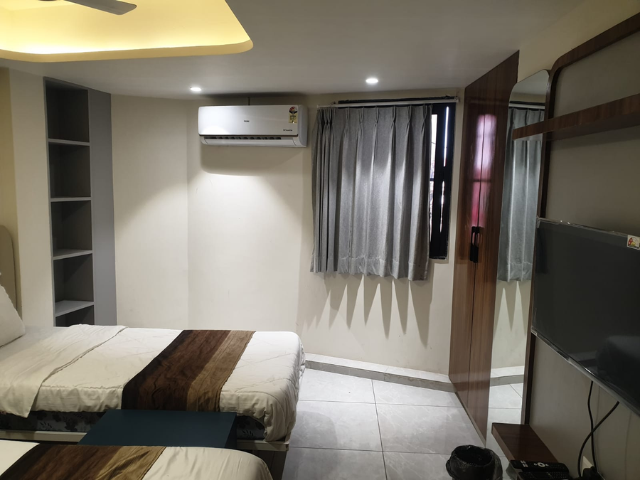 hotel pratham inn