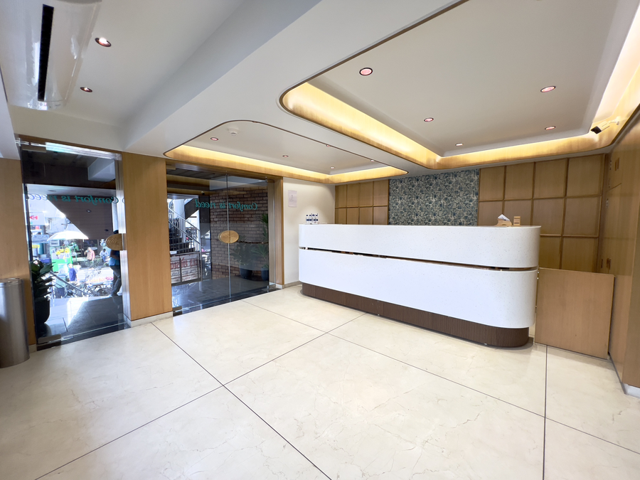 Hotel Comfort,India>>Surat,3 star