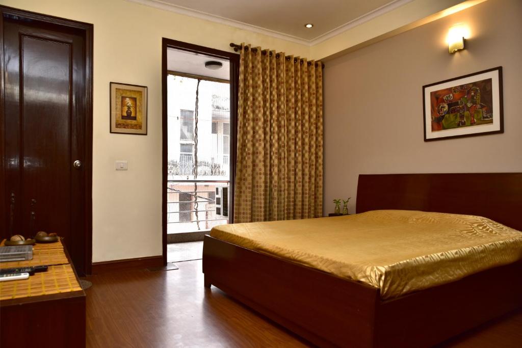 Woodpecker Apartments 2Bhk Service Apartment,Hauz Khas,3 star
