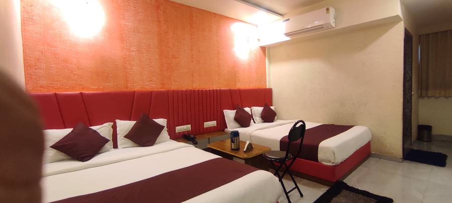hotel avadh palace