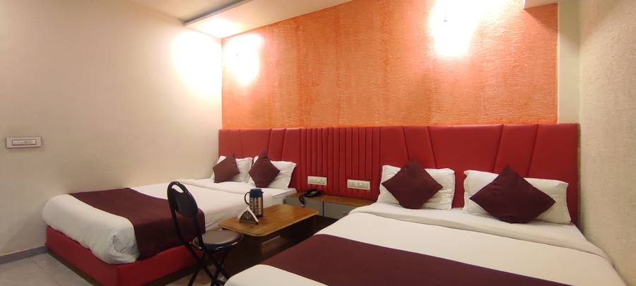 hotel avadh palace