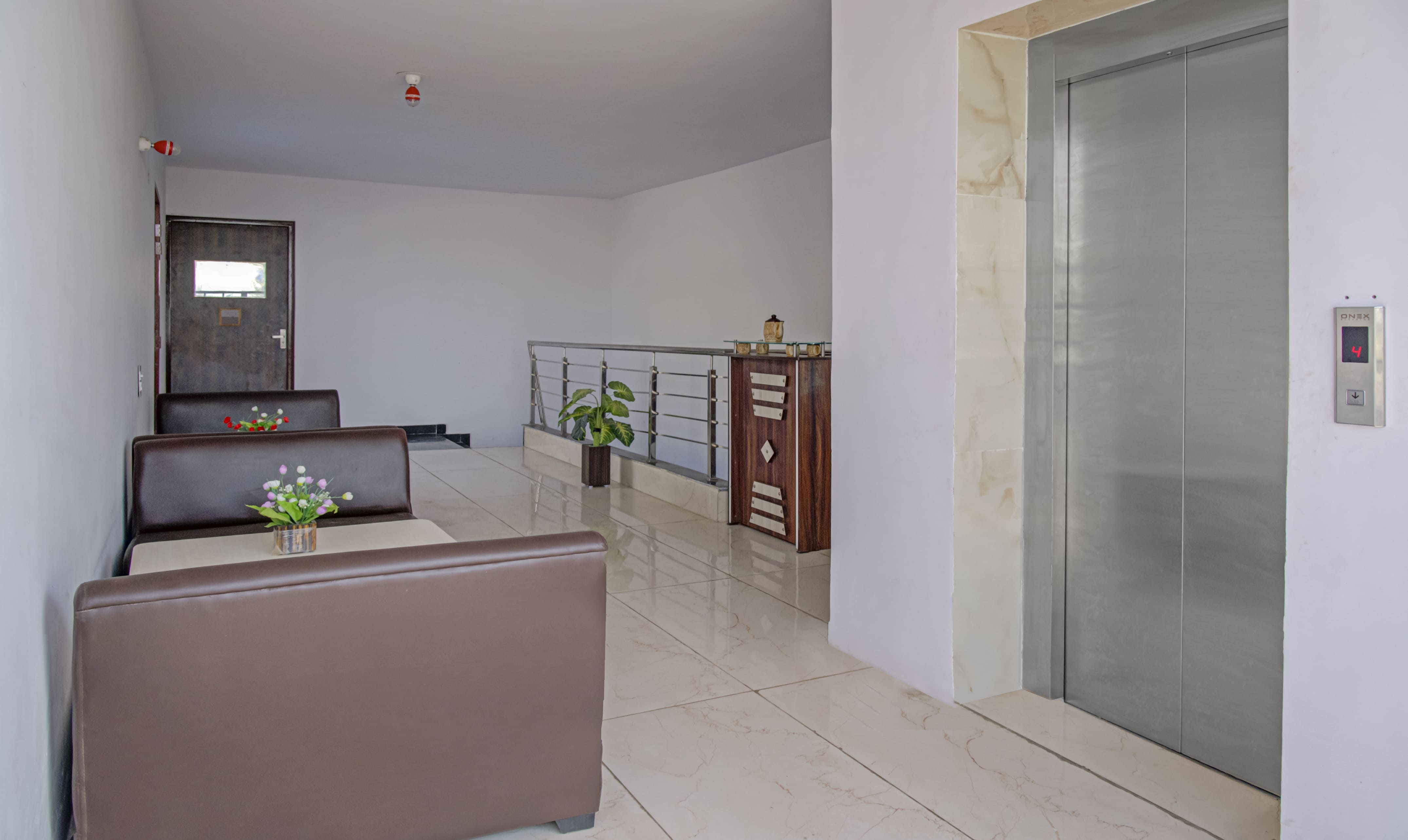 Treebo The King Mohali,Plot Number 405 Sector 80, Sahibzada Ajit Singh Nagar, Zirakpur, Punjab 140308,3 star