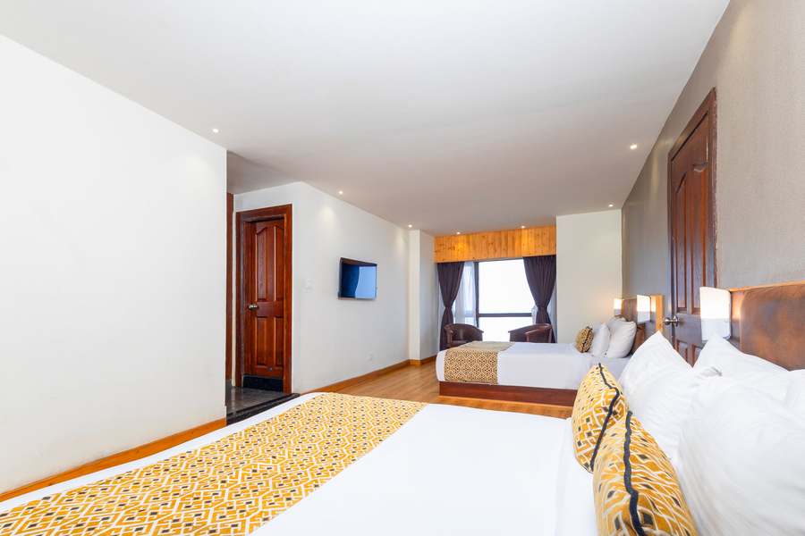 sumitel vista 800m from mall road