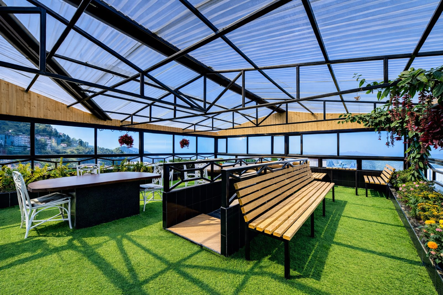 Sumitel Vista 800M From Mall Road,Chauk Bazaar,3 star