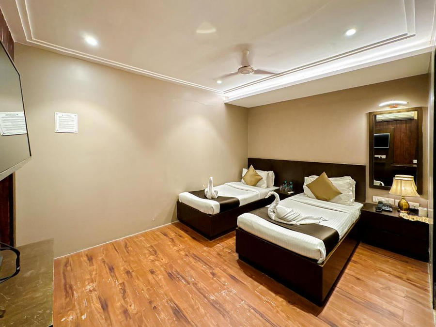 gulf hotel colaba