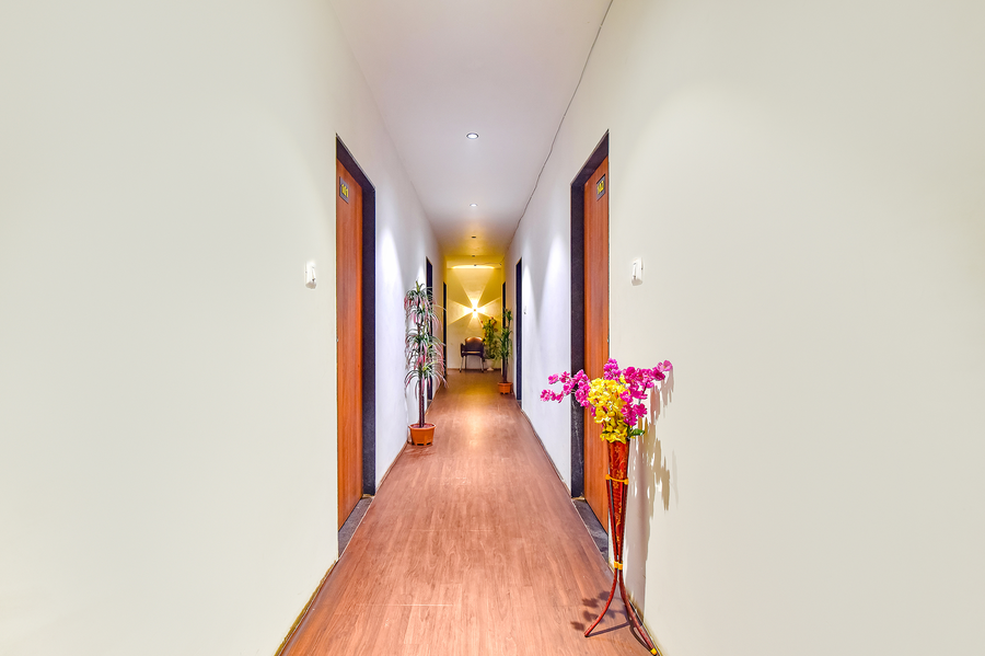 fabhotel nidhivan