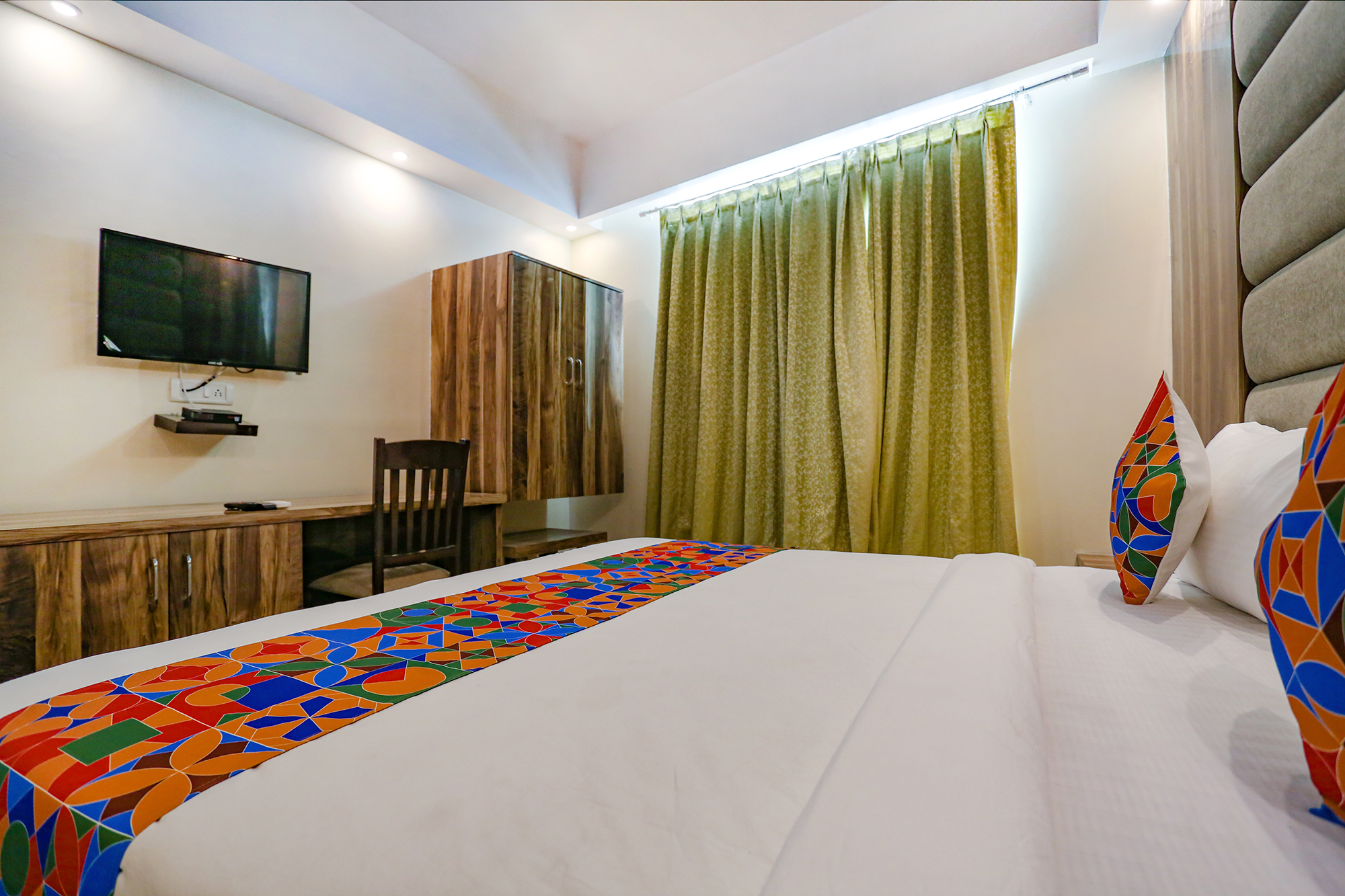 Fabexpress Kapashera Residency,KAPASHERA, DELHI,3 star
