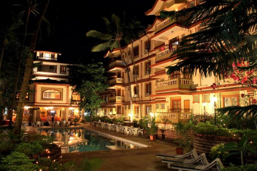 fabhotel prime tanjo highland with pool candolim beach 700m from candolim beach