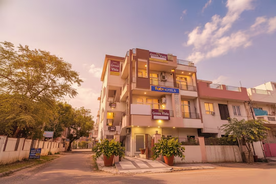 fabhotel green vista malviya nagar