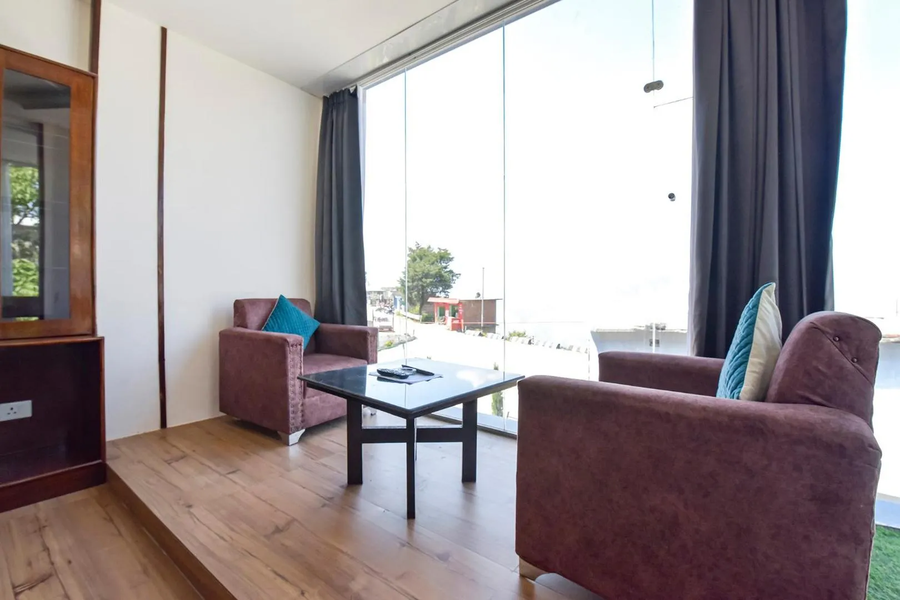 baris resort dhanaulti