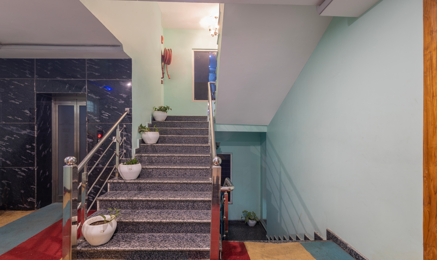 treebo shankuntalam near lucknow airport