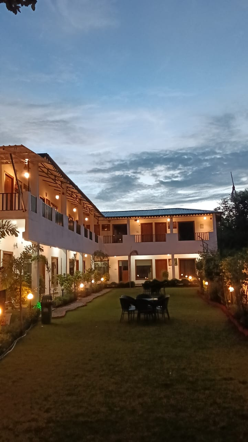 the jungle castle resort