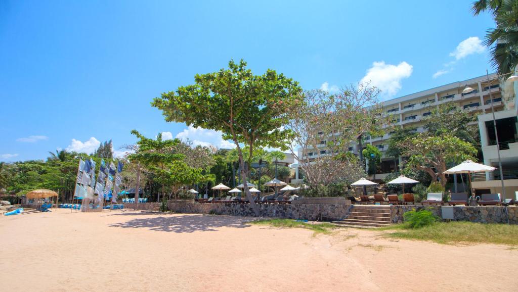 Garden Sea View Resort,In Pattaya (North Pattaya),4 star