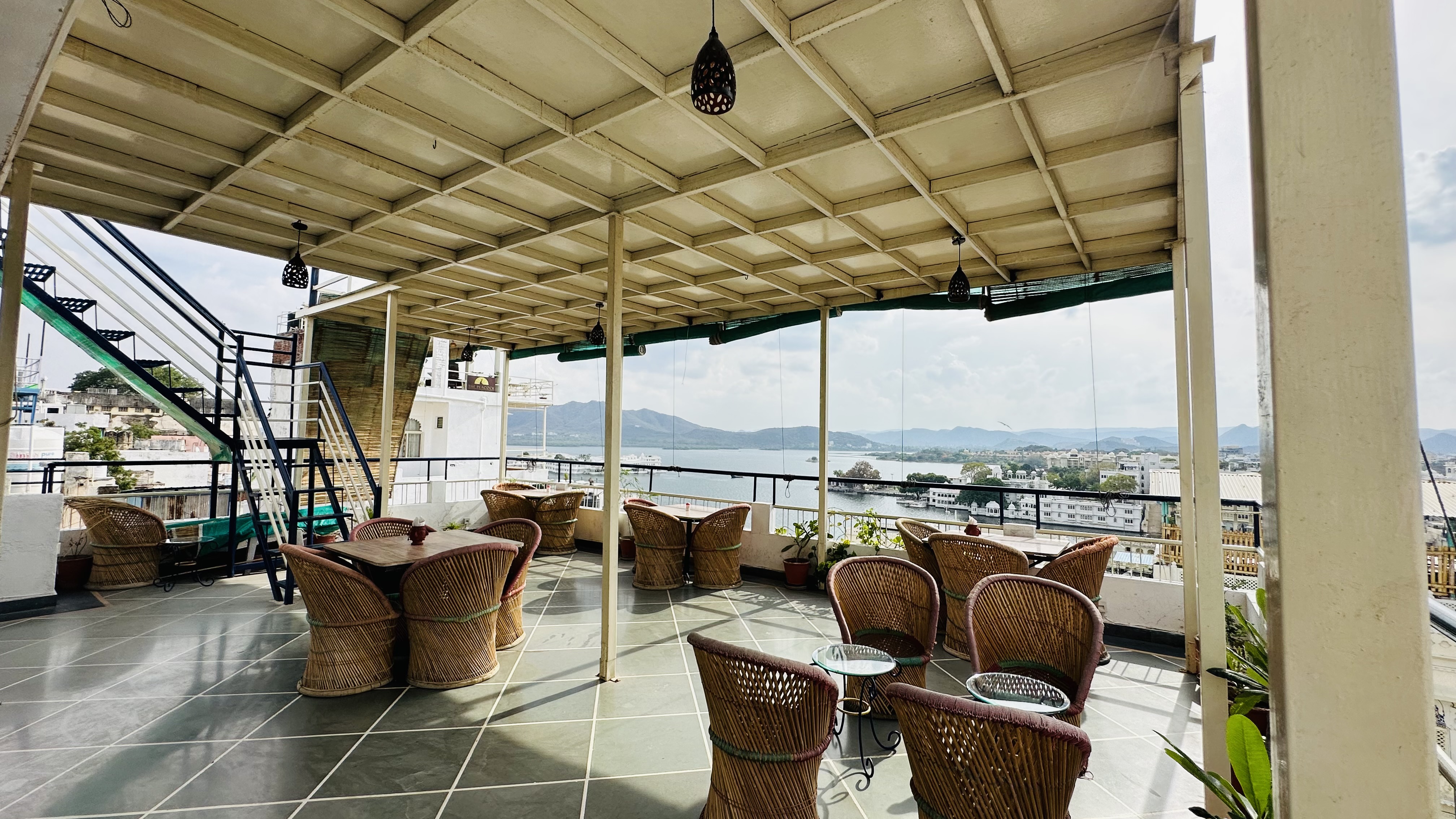 Maa Ji House On Lake Pichola,Lal Ghat,2 star