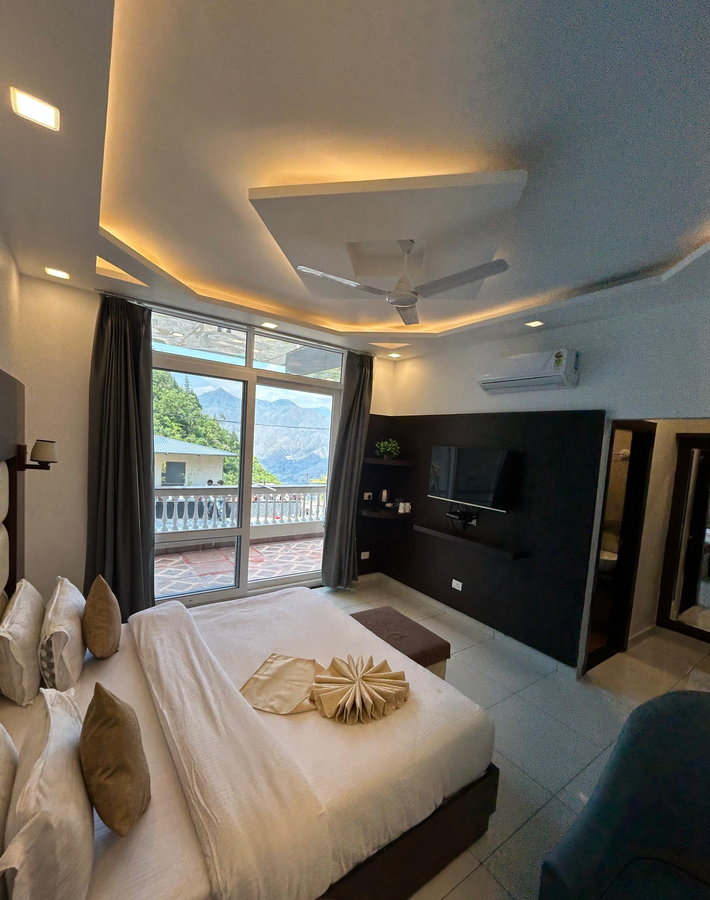 mountain midst rooms with balcony