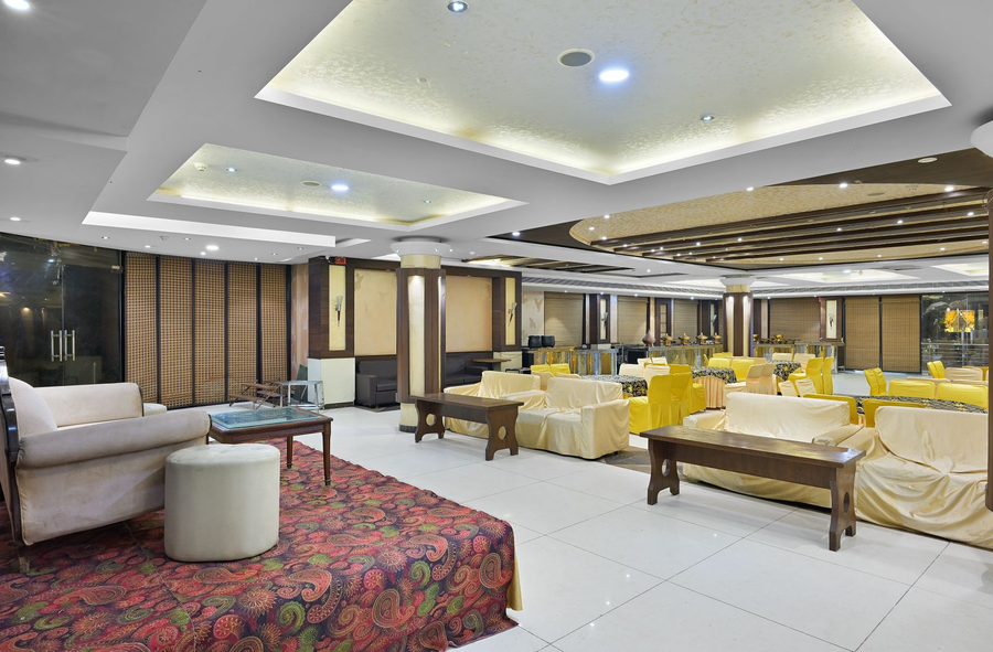 hotel paras derabassi