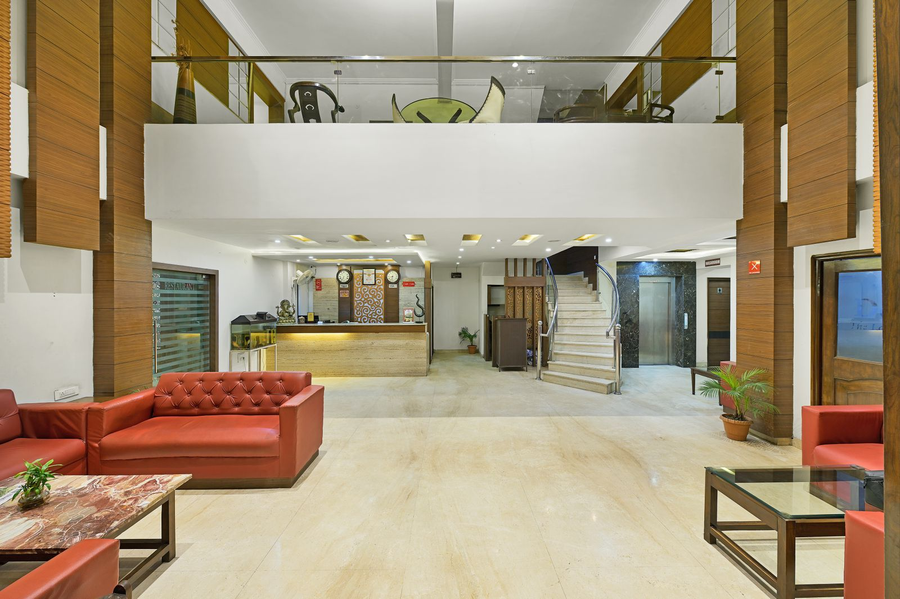 hotel paras derabassi