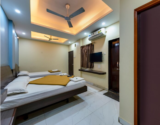 Hotel Radhakrishna, Near Kolhapur Train Station, Kolhapur ,3 star