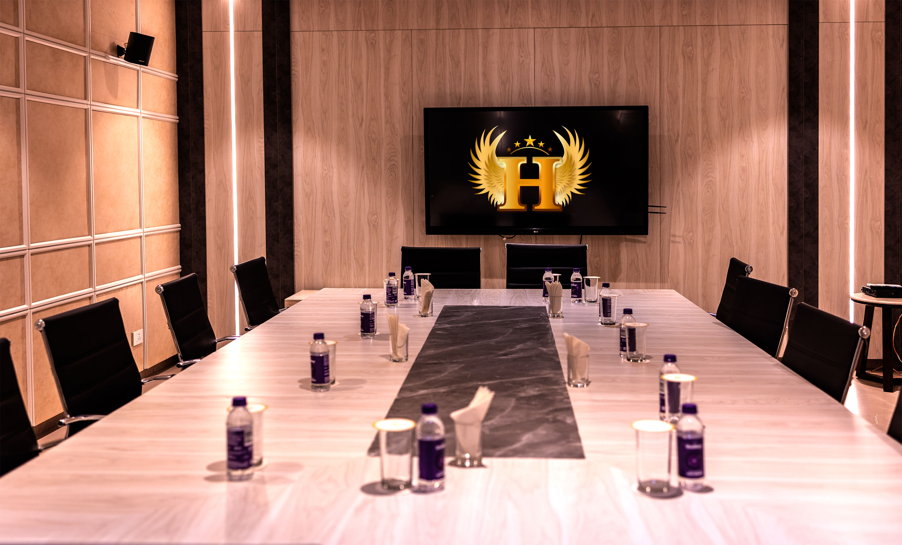 Hiland Hotel,India>>Siliguri,4 star