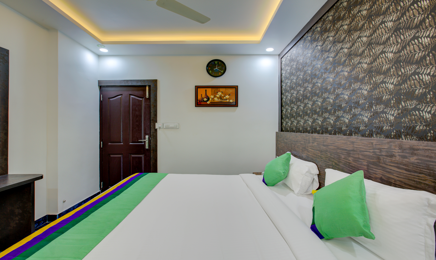 Treebo Love Shore Residency, 290 M From Lakeshore Hospital,Kumbalangi,3 star