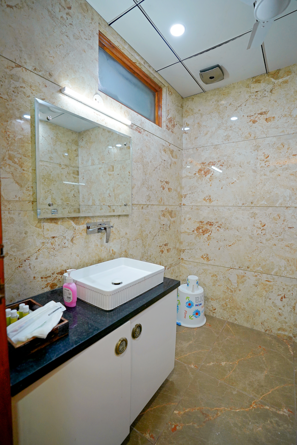 hotel maharaja palace boutique hotels near medanta medicity gurgaon