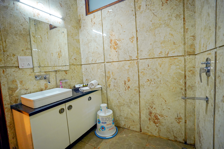hotel maharaja palace boutique hotels near medanta medicity gurgaon
