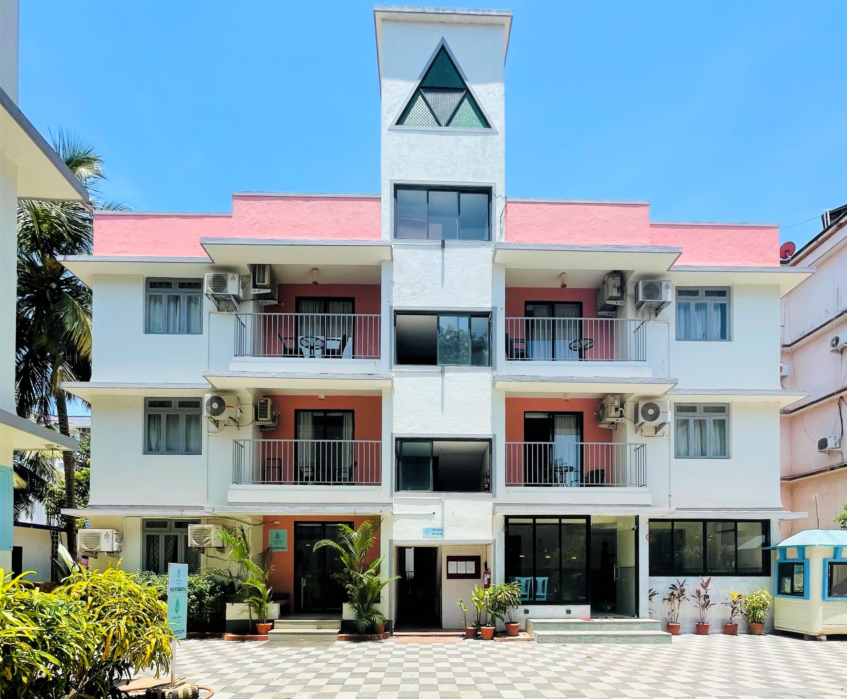 Aastha Escape Resort,Calangute>>Baga,3 star