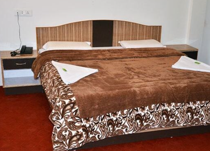 New Kashmir Hill Town,Dalgate,3 star